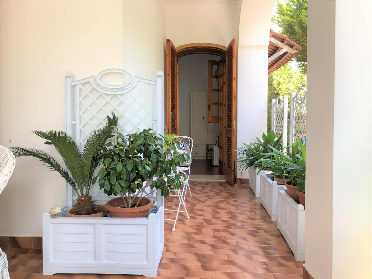 B&B Il Villino Torre Dell'Orso Dış mekan fotoğraf