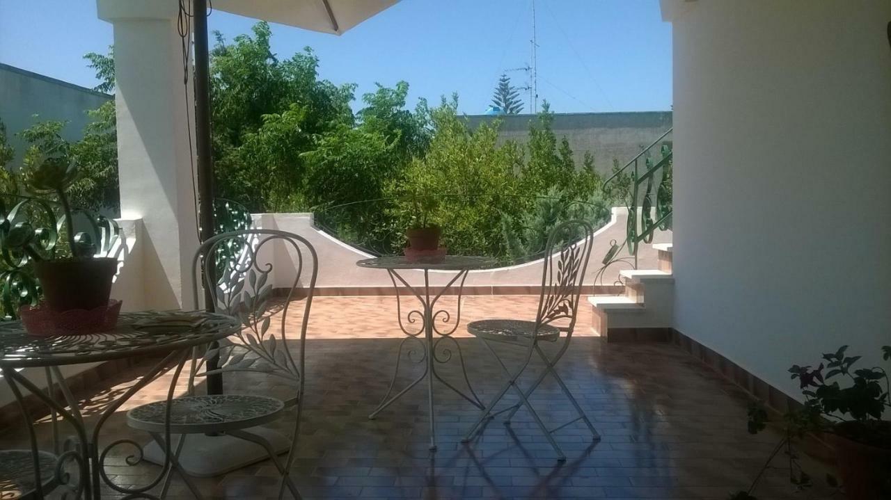 B&B Il Villino Torre Dell'Orso Dış mekan fotoğraf